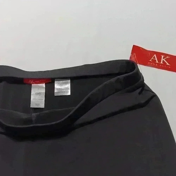 Anne Klien Pull On , wide leg Capris. Ladies size L NWT - Picture 5 of 6